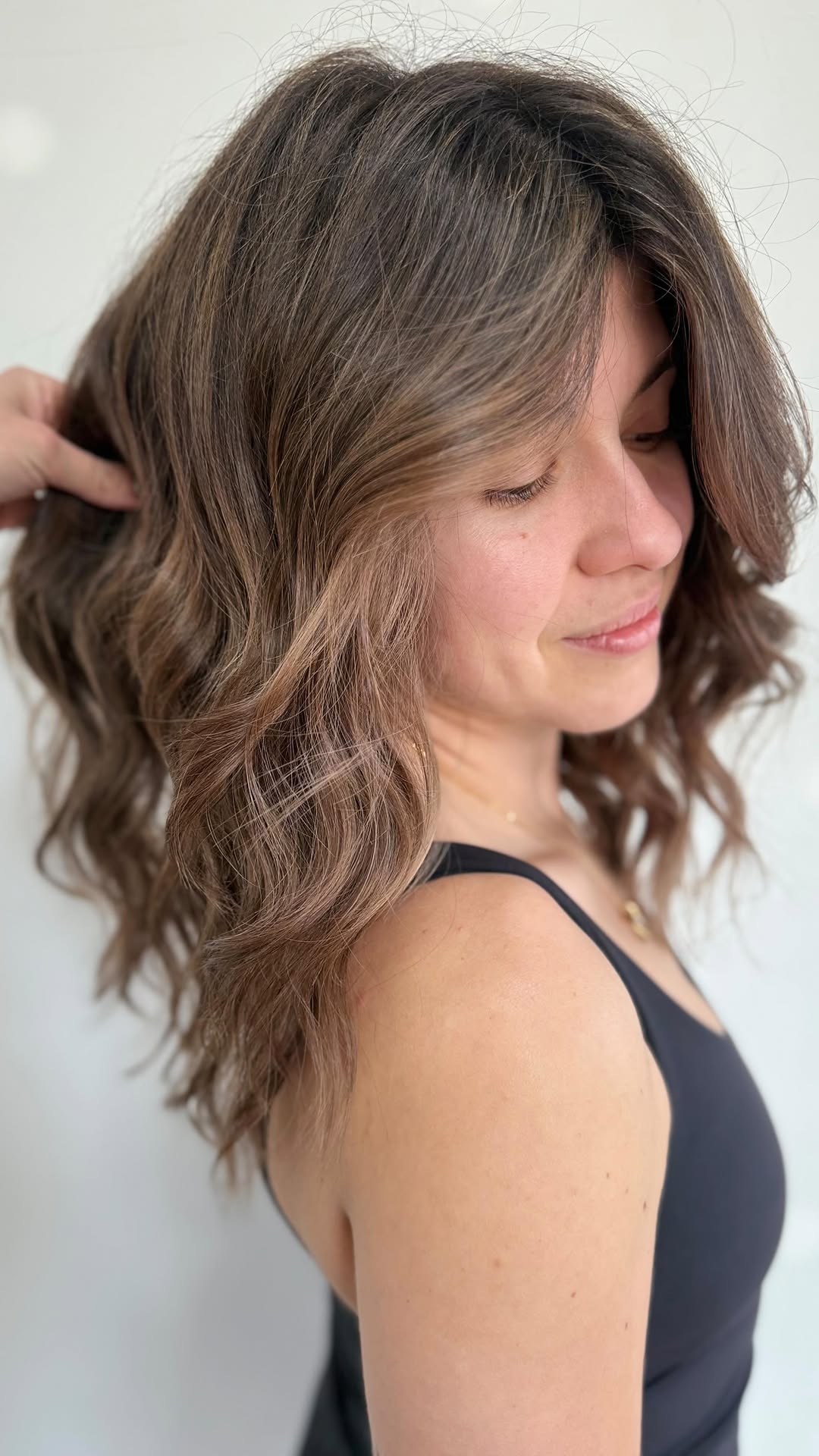 Brunette latte color